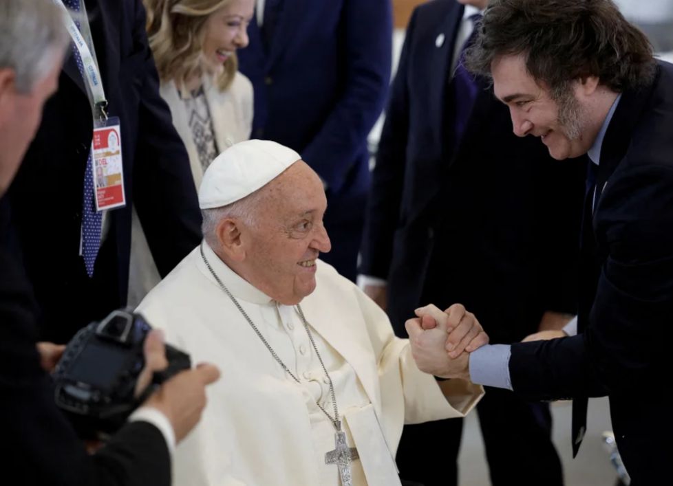 Javier Milei viaja al Vaticano para despedir al Papa&nbsp;Francisco