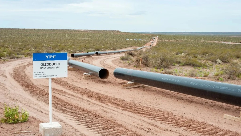 Weretilneck anunció más obras gracias al cobro del primer pago del bono de VMOS: “Siempre vamos a defender la provincia y gestionar&nbsp;inversiones”