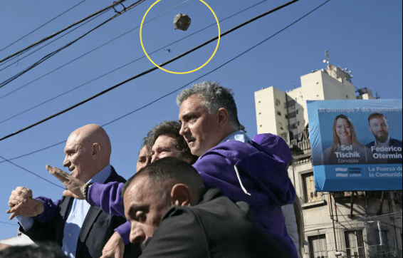 LLA repudió el ataque a la caravana de Milei: “Cuando no hay argumentos, aparece la&nbsp;violencia”