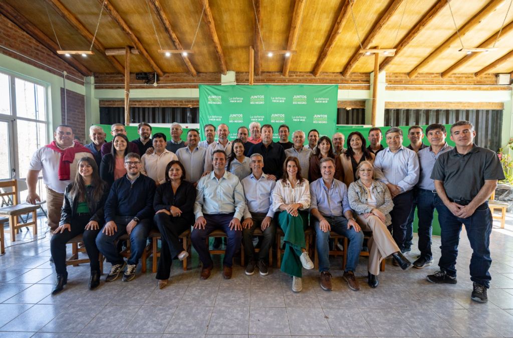 Alberto Weretilneck encabezó un encuentro con intendentes rionegrinos para reforzar la defensa de la provincia de cara a&nbsp;octubre