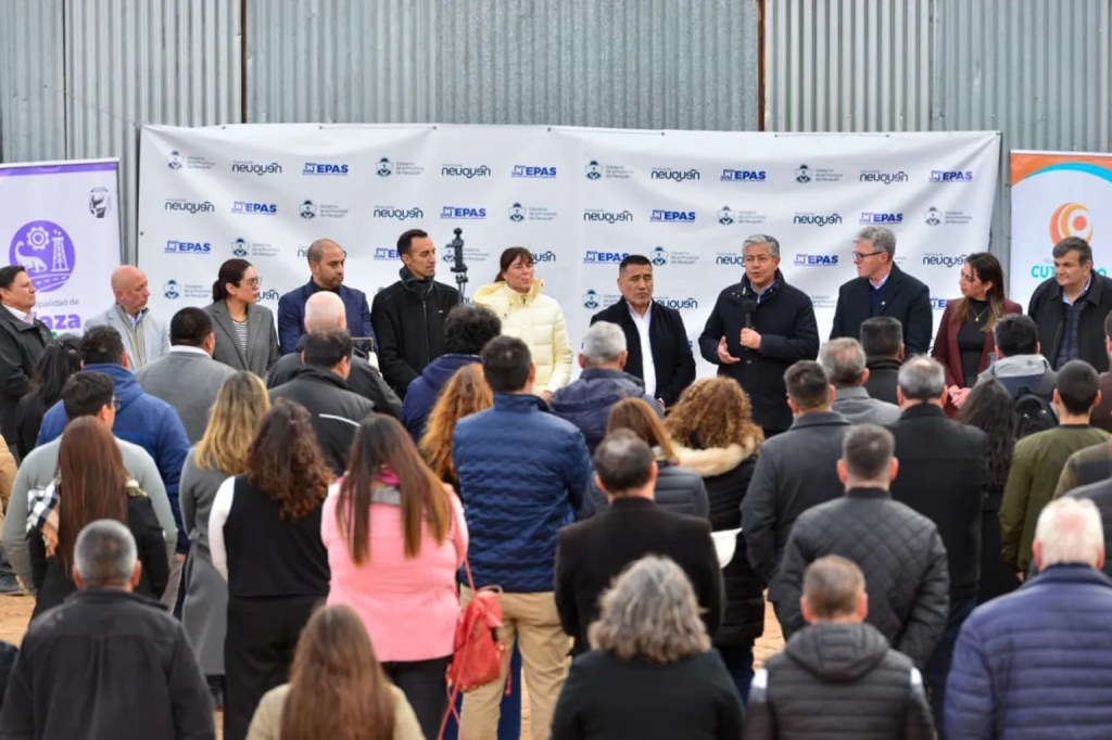 Modelo neuquino de gestión: Rolo anuncia nuevas obras en Cutral Co y Plaza&nbsp;Huincul