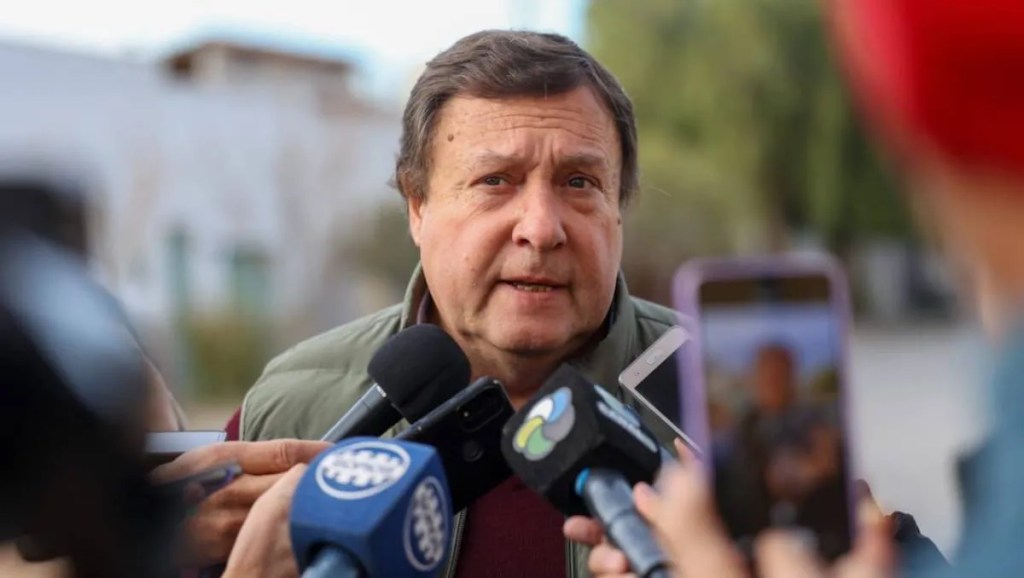 Viedma: Cientos de familias pudieron acceder a nuevas redes de agua&nbsp;potable