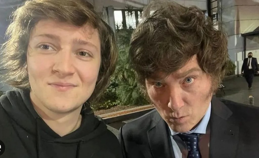 Iñaki Gutiérrez aclaró que solo administra el TikTok de Milei y no recibe salario por&nbsp;ello