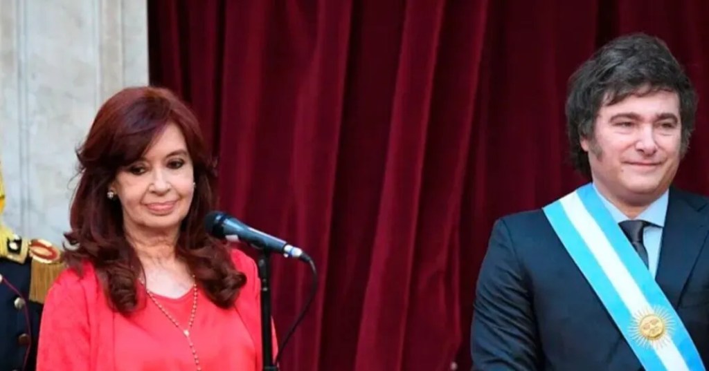 Milei envió un mensaje a Cristina Kirchner tras su&nbsp;internación